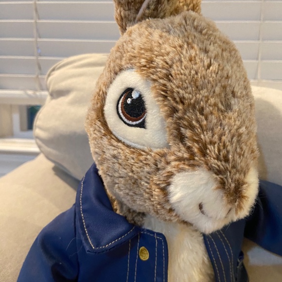 Peter Rabbit Plush Stuffed Animal  Beatrix Potter  Brown  Blue Jacket 22 ‘´ - Picture 2 of 5